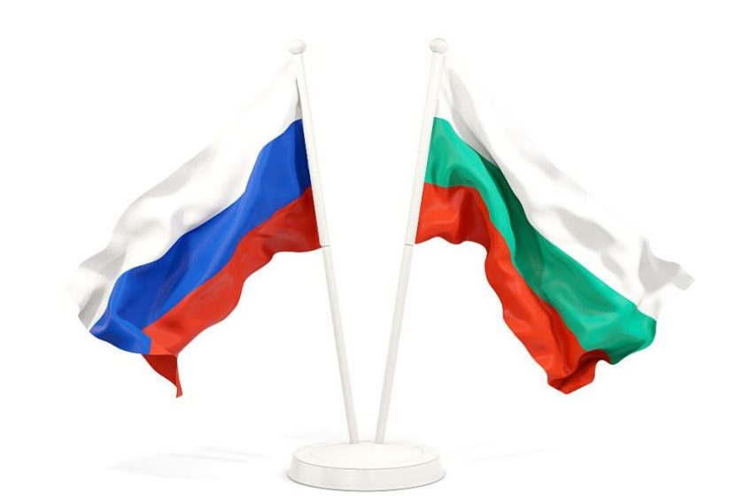  Руското посолство: Официалните контакти лесно може да бъдат скъсани, но връзките между хората са нерушими