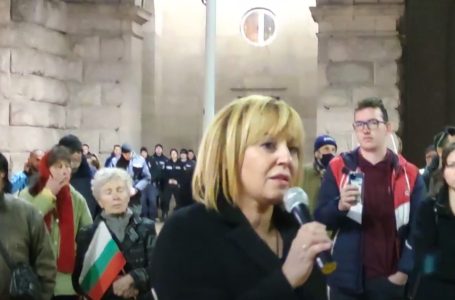 „Изправи се България“ влиза в изборната битка с истински личности